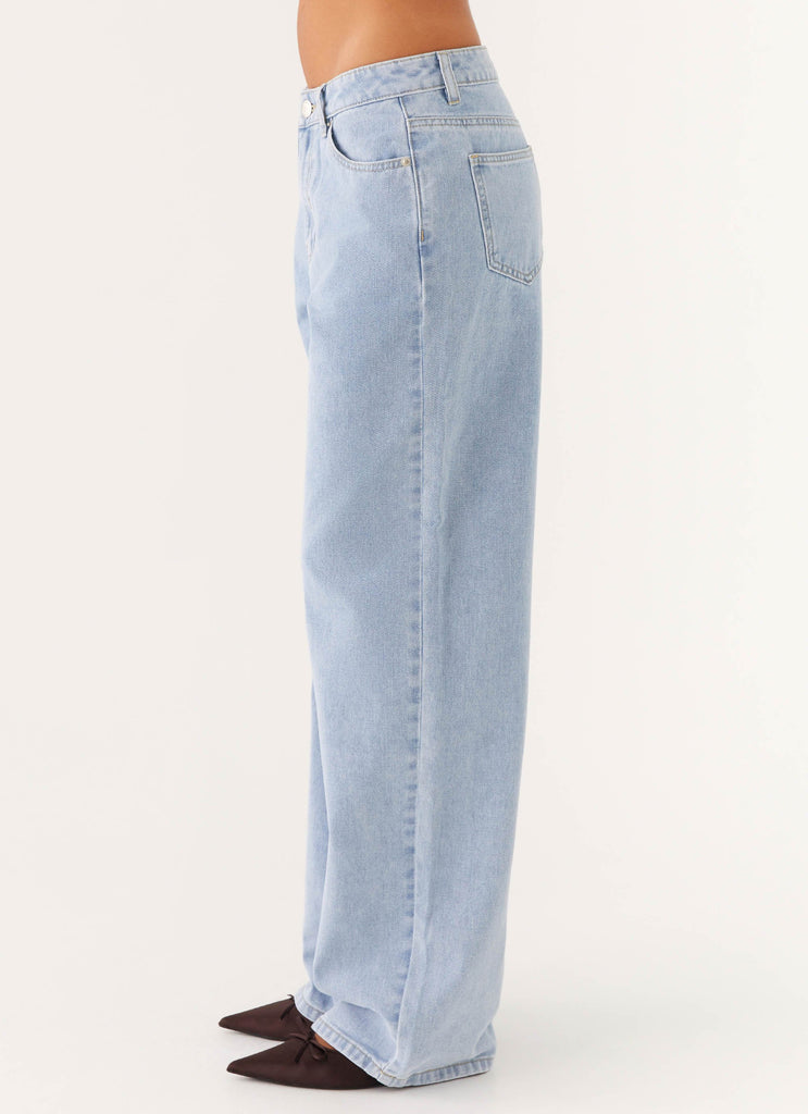 Peppermayo Peppermayo Exclusive - Keanna Low Rise Denim Jeans - Sky