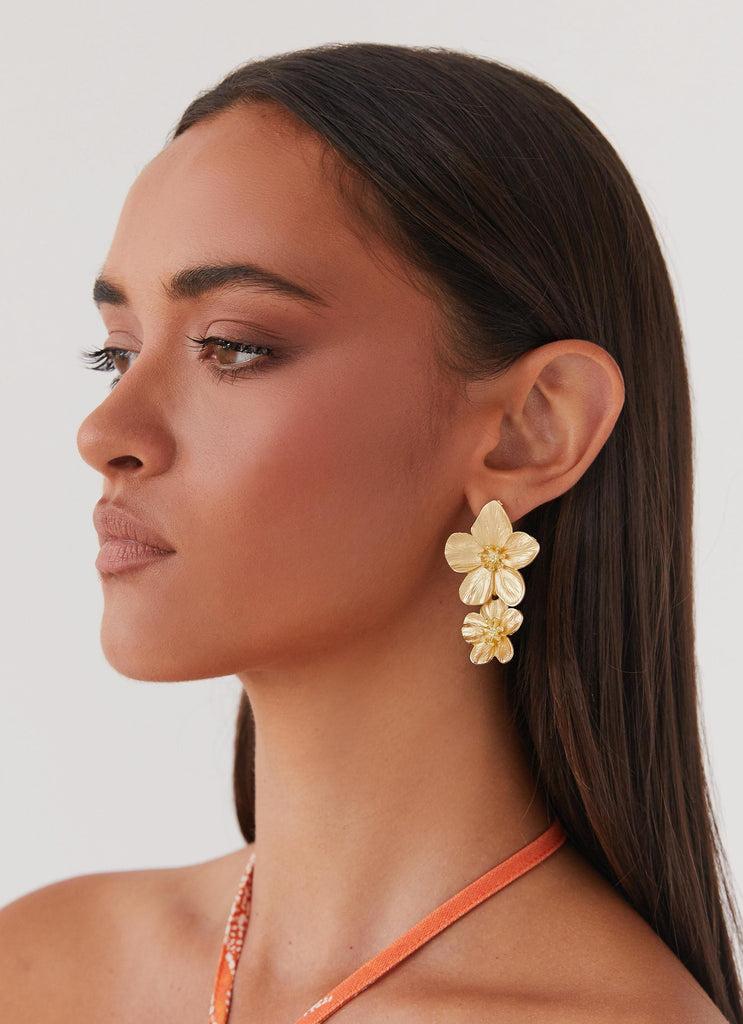 Peppermayo Peppermayo Exclusive - Lola Love Flower Earrings - Gold