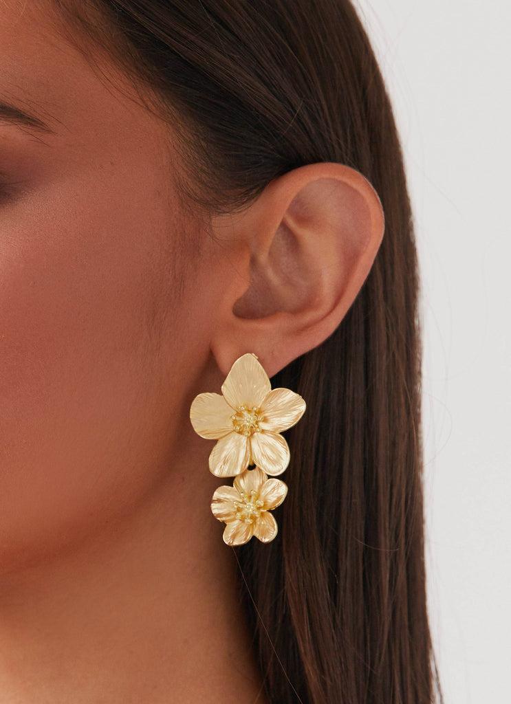 Peppermayo Peppermayo Exclusive - Lola Love Flower Earrings - Gold