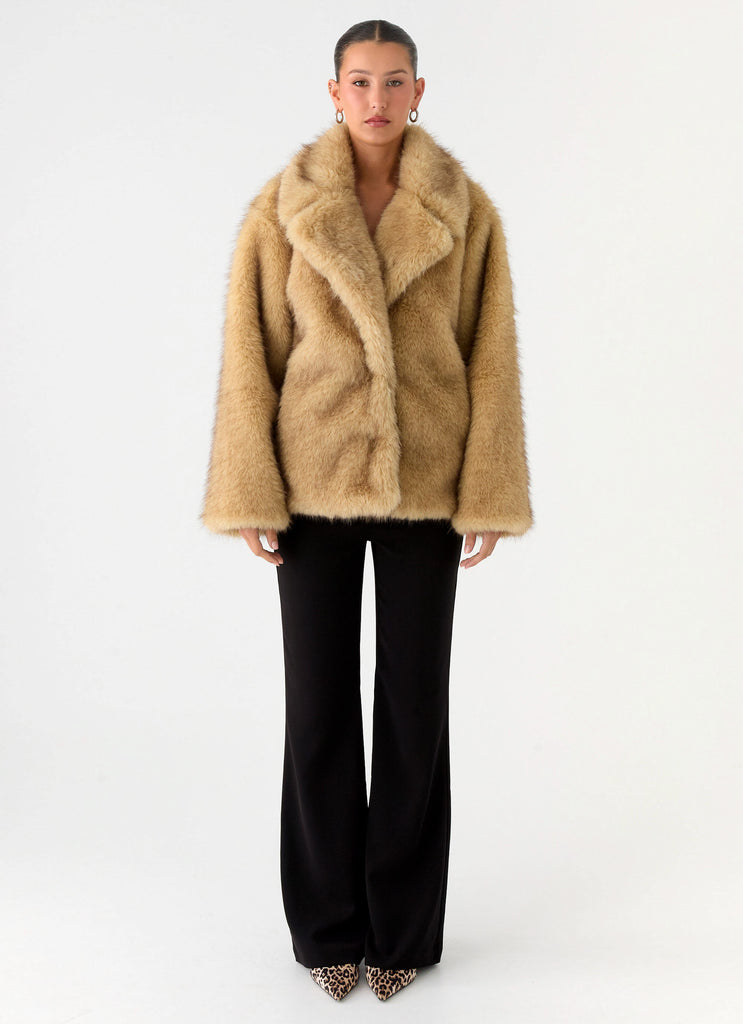 Peppermayo Peppermayo Exclusive - Milika Faux Fur Coat - Beige