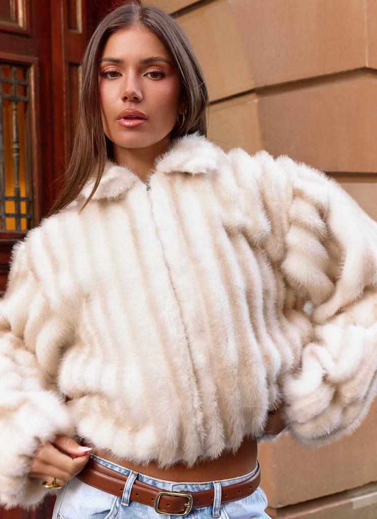 Peppermayo Peppermayo Exclusive - Naylor Faux Fur Jacket - Blonde