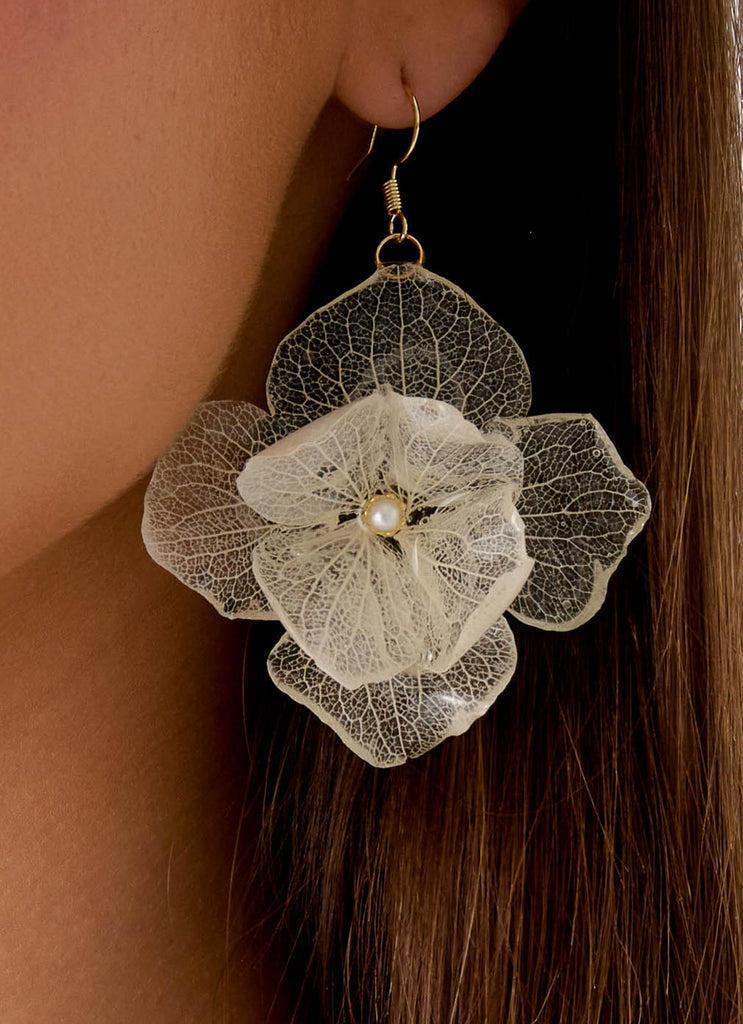 Peppermayo Peppermayo Exclusive - Onda Rosa Earrings - Ivory