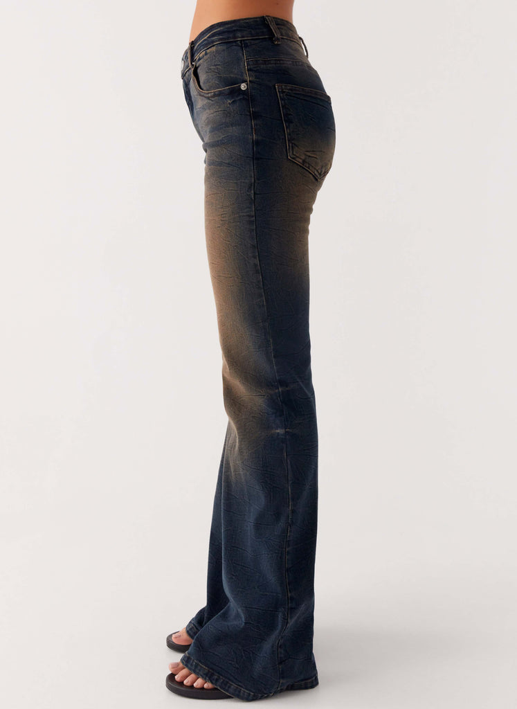 Peppermayo Peppermayo Exclusive - Oregon Flared Jeans - Dirty Black Wash