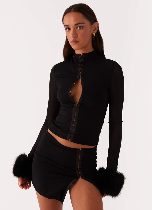 peppermayo Peppermayo Exclusive - Tayanna Fur Trim Long Sleeve Top - Black