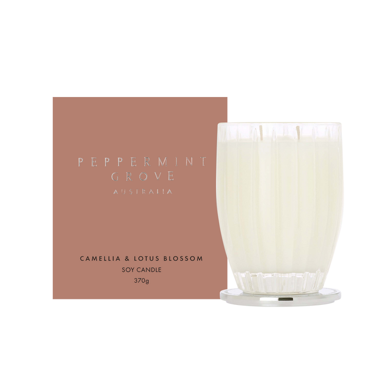peppermint grove Camellia & Lotus Blossom Soy Candle 370g