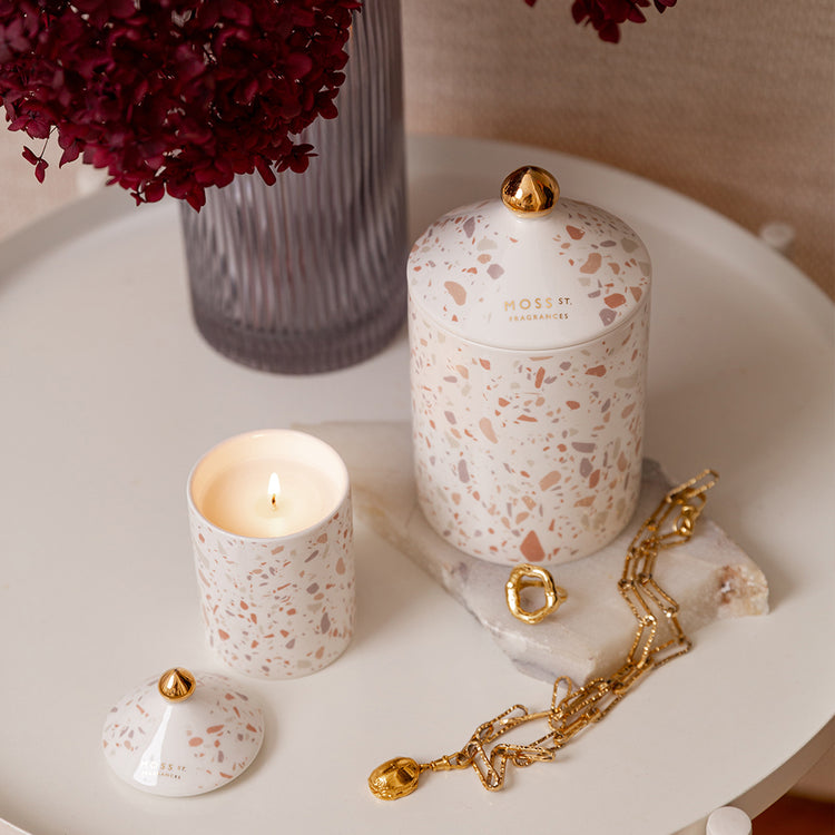 peppermint grove Camellia & White Lotus Ceramic Candle 320g