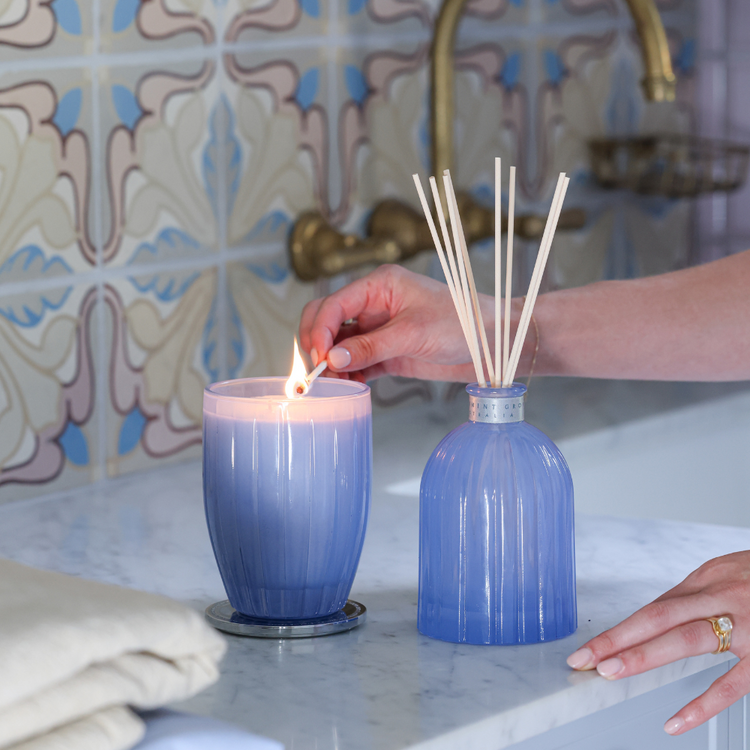 Peppermint Grove Fresh Linen Soy Candle 370g