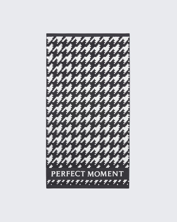 perfect moment Houndstooth Beach Towel