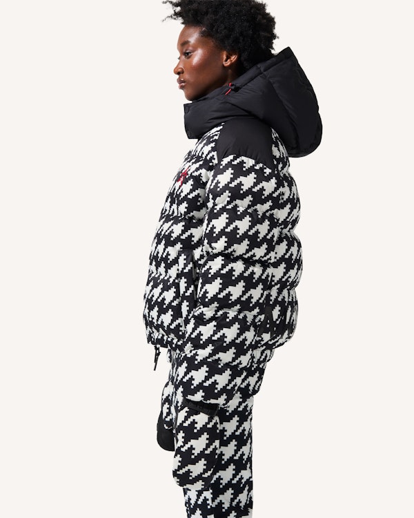 Perfect Moment Houndstooth Moment Puffer
