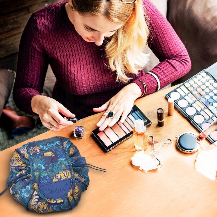 Periea Periea ‘Sally’ Drawstring Cosmetic Travel Bag