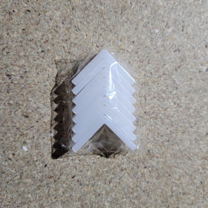 Periea Periea – Replacement Plastic Corners For Metal Framed Shoe Boxes – Pack Of 16