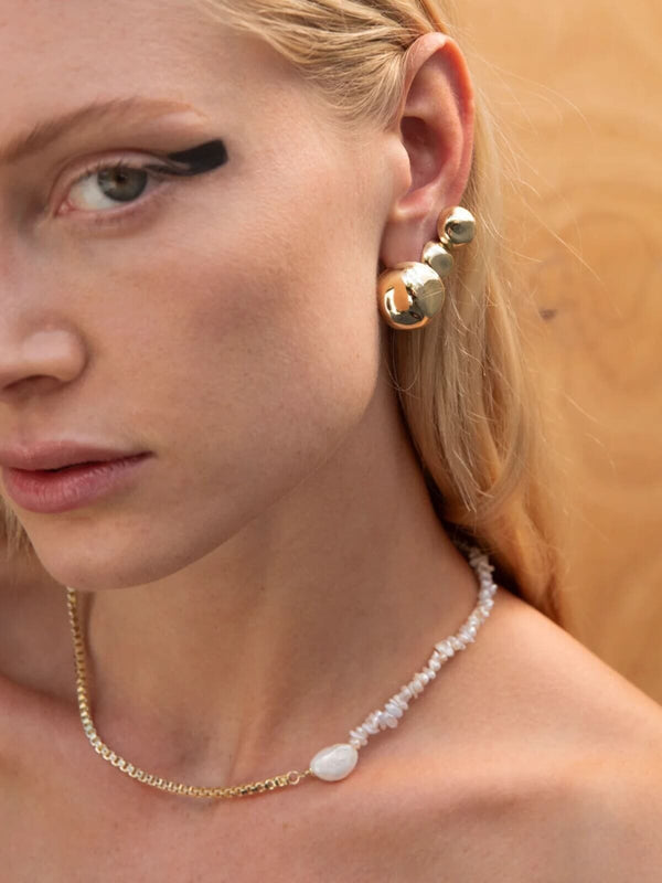 Perlu Currents Pearl Choker: Brass + 18K Gold Plating + Freshwater Pearl