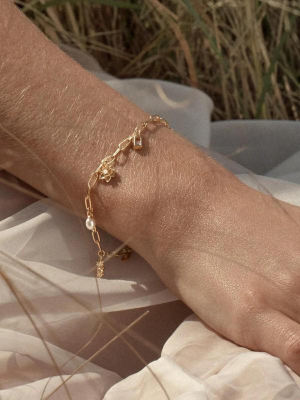 Perlu 18k Gold Vermeil Bloom With Grace Bracelet