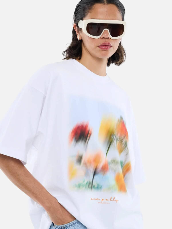 Perlu Blurred Daisy Frame Tee - White