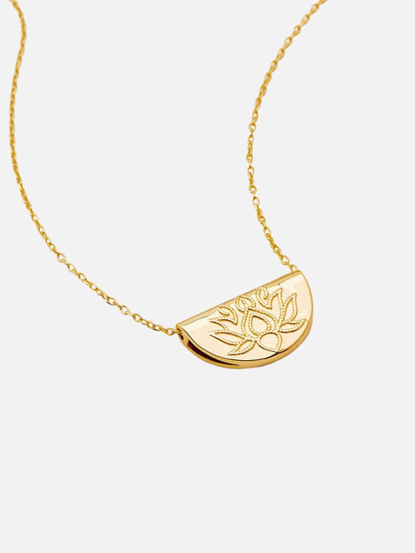perlu Lotus Short Necklace - Gold
