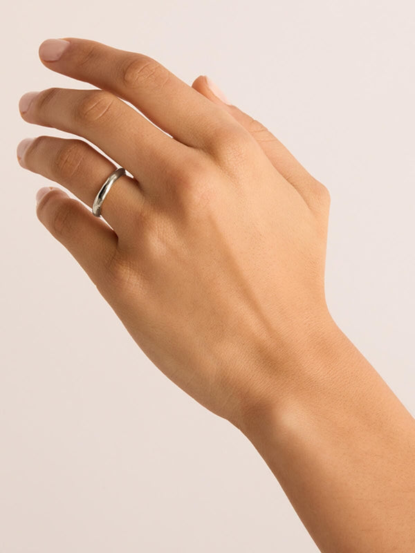 Perlu Lover Medium Ring - Silver