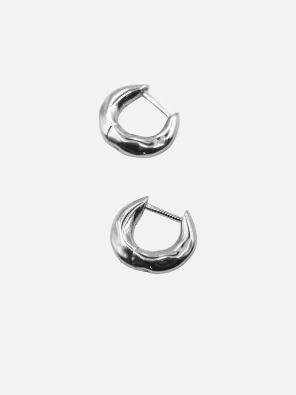 perlu Mini Wonky Huggies: Solid Sterling Silver