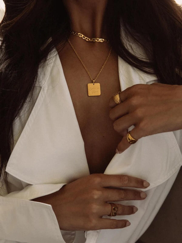 Perlu Papillon Ring - Gold