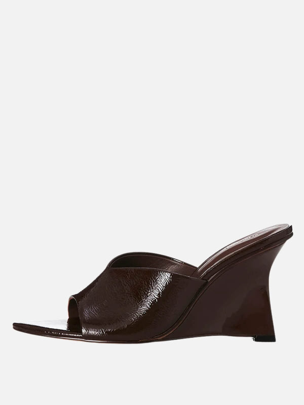 perlu Rhianna - Choc Oily Leather