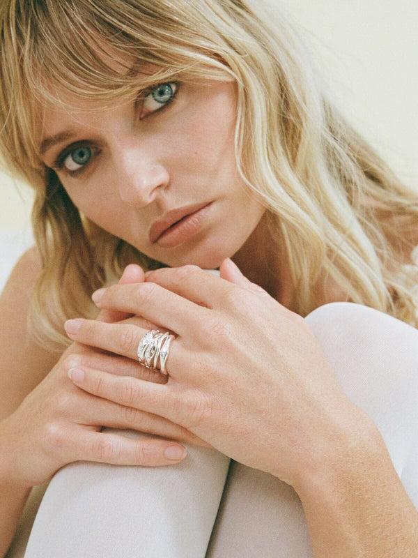 Perlu Wave Ring Set - White Gold