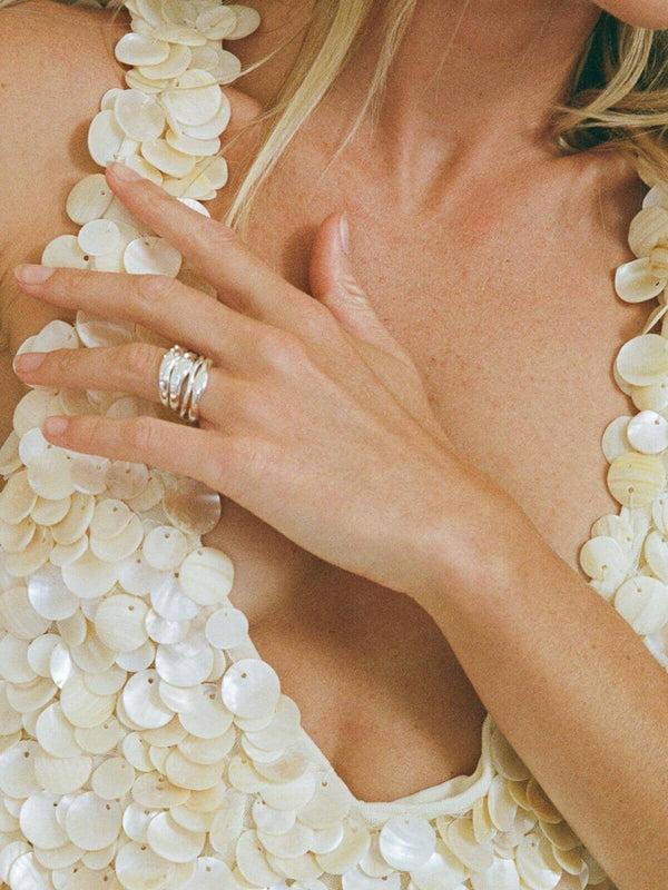 Perlu Wave Ring Set - White Gold