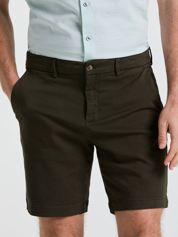 Perry Ellis 8" Flat Front Garment Dyed Short Olive