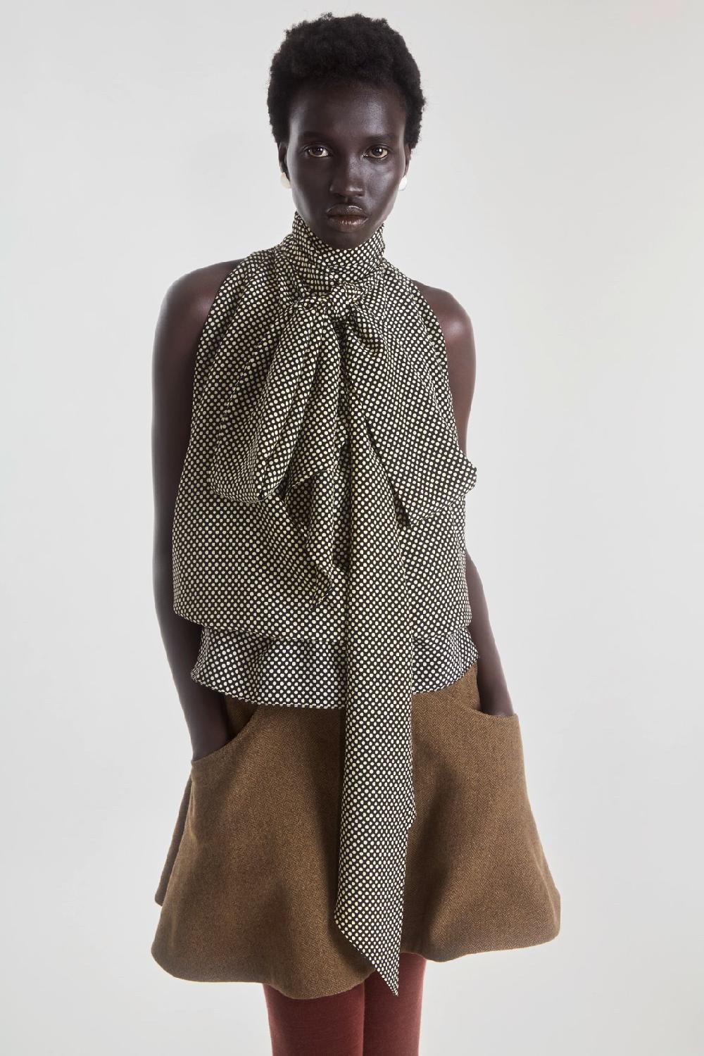 petar petrov FANTASY Top