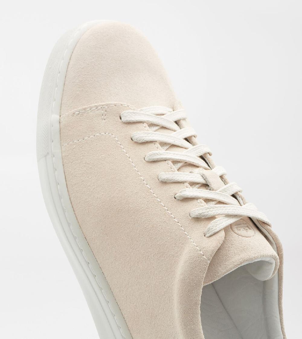 Peter Millar Vantage Lite Suede Sneaker LATTE