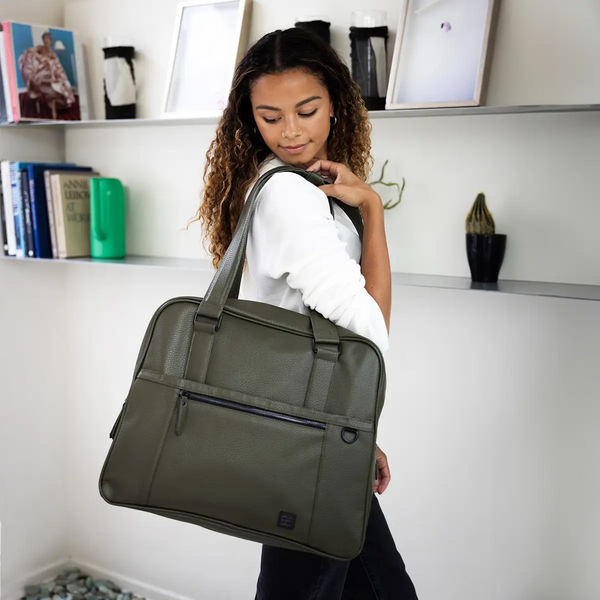 Petunia Pickle Bottom 2-in-1 Provisions Tote In Olive