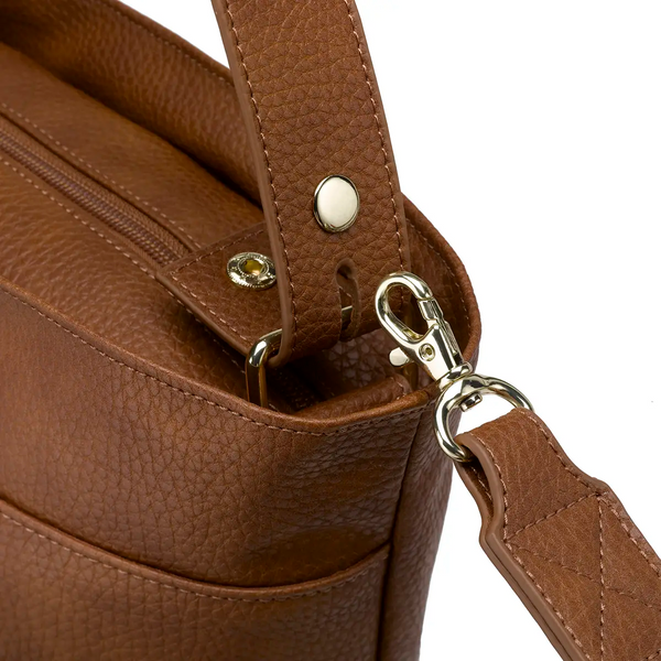 Petunia Pickle Bottom Pro Bucket Bag In Cedar