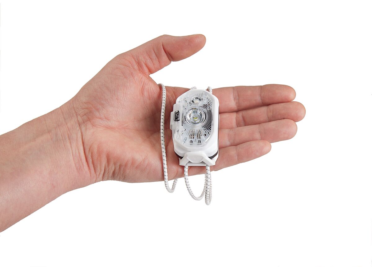 Petzl SWIFT® LT Ultra-compact Lightweight And Rechargeable Headlamp. 380 Lumens