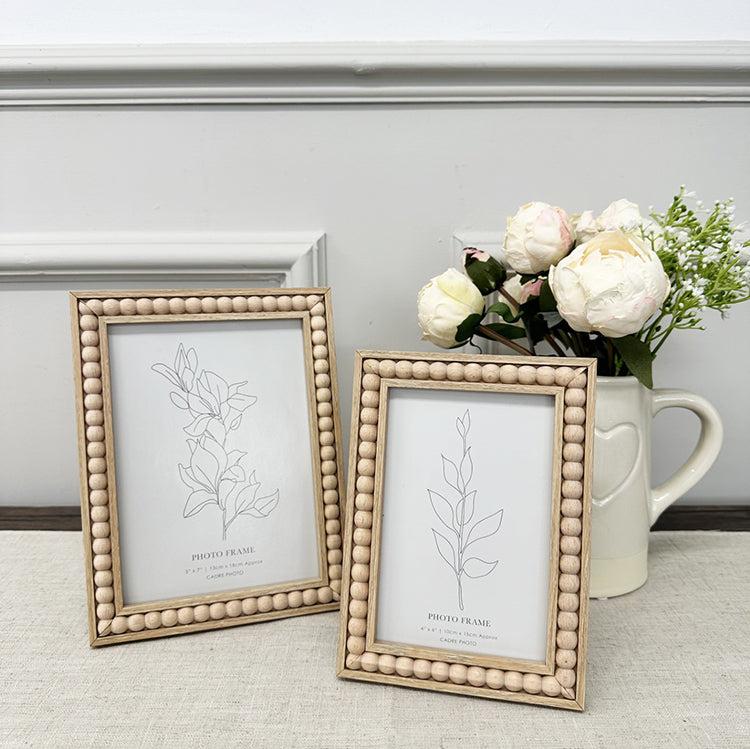 Photoframesandart 6x4" Beaded Photo Frame | Light Wood