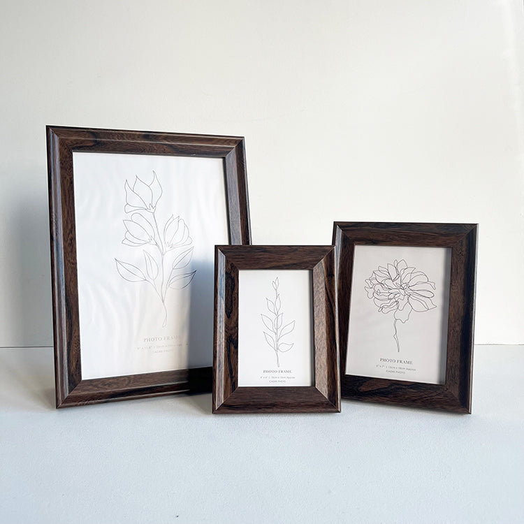 Photoframesandart 6x4 Photo Frame | Dark Walnut Effect