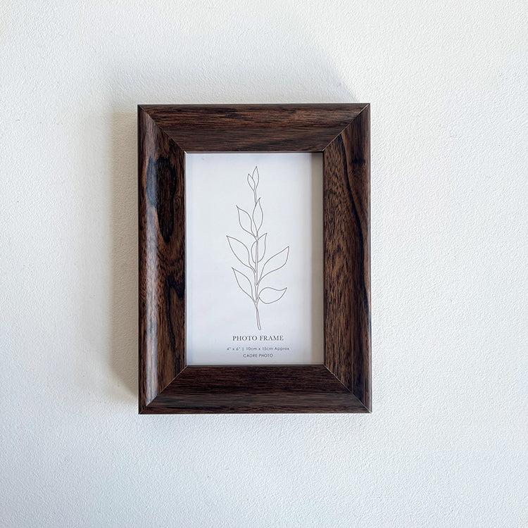 photoframesandart 6x4 Photo Frame | Dark Walnut Effect