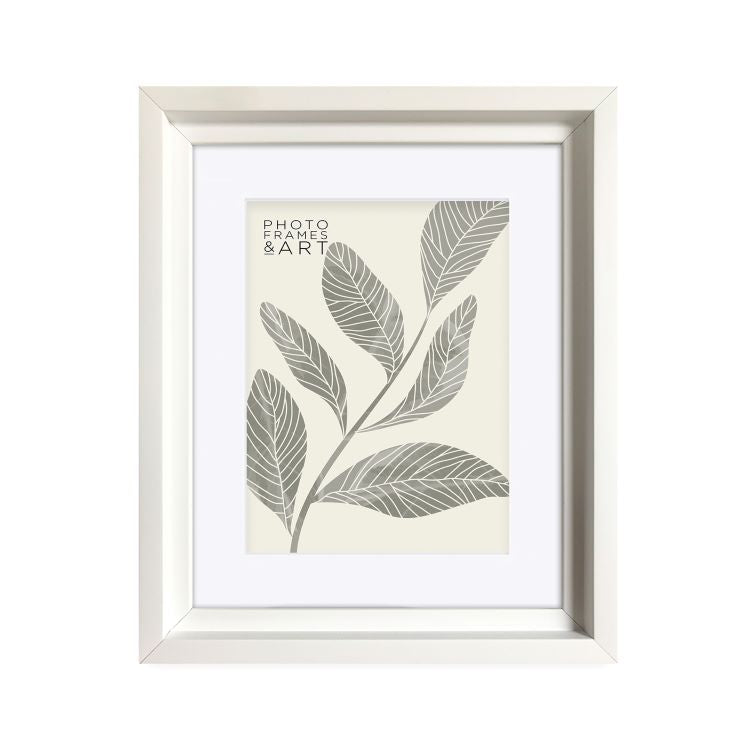 photoframesandart Everyday 10x8 Photo Frame With Mount | Hoxton White