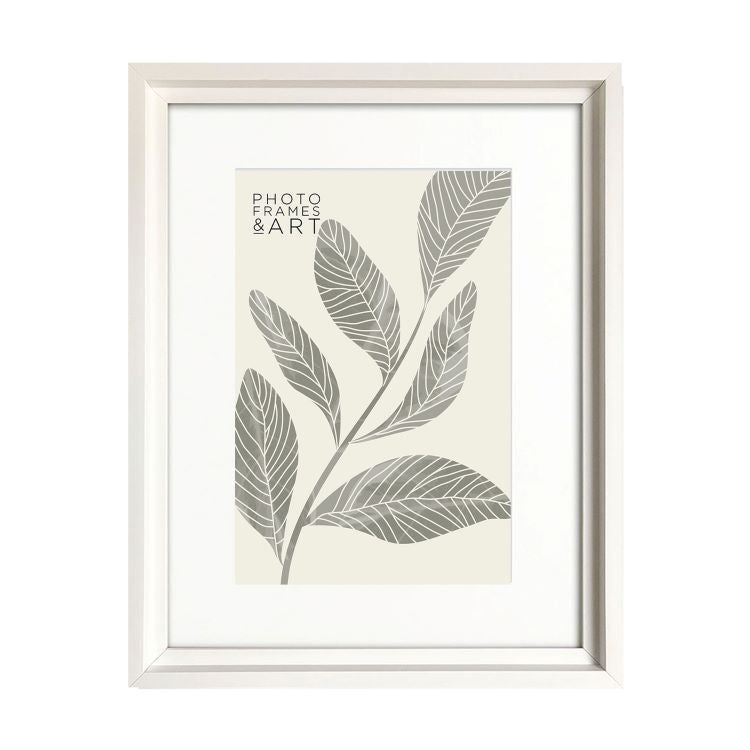 photoframesandart Everyday 16x12 Photo Frame With Mount | Hoxton White