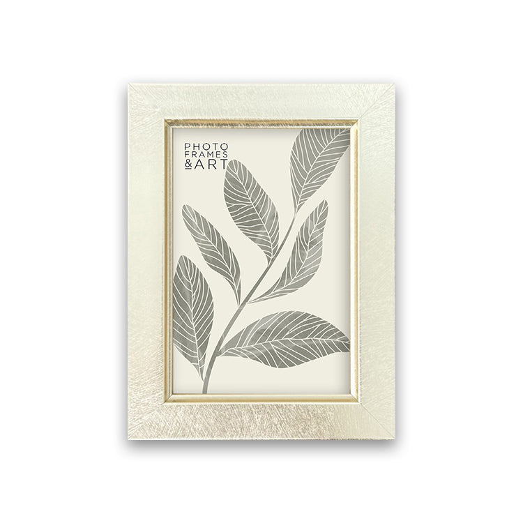 photoframesandart Everyday 5x3.5" Picture Frame | Classic Champagne Silver