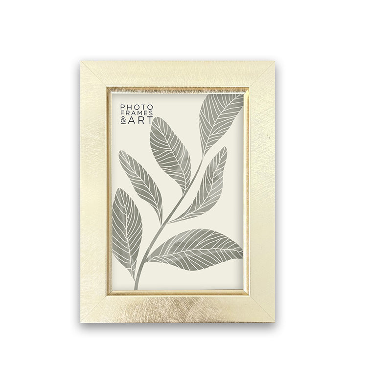 photoframesandart Everyday 5x3.5" Picture Frame | Classic Gold