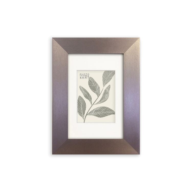 photoframesandart Everyday 6x4 Photo Frame With Mount | Milano Silver