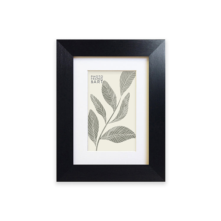 photoframesandart Everyday 7x5 Photo Frame With Mount | Milano Black photoframesandart Everyday 7x5 Photo Frame With Mount | Milano Black
