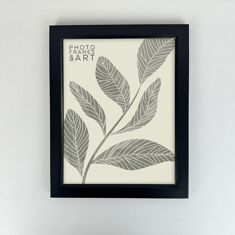 photoframesandart Everyday 8x6 Picture Frame | Classic Black
