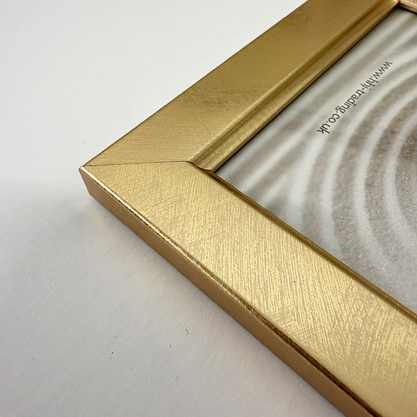 Photoframesandart Everyday 8x6 Picture Frame | Classic Gold