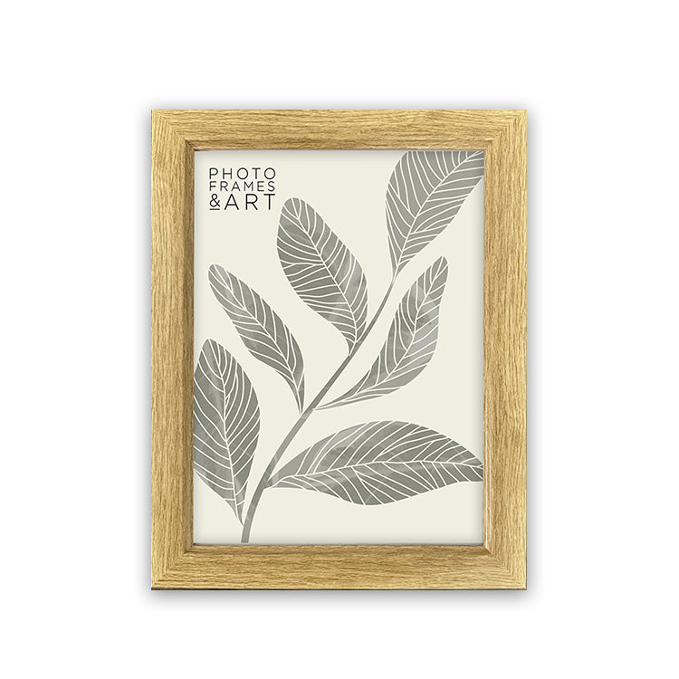 photoframesandart Everyday 8x6 Picture Frame | Classic Oak Effect