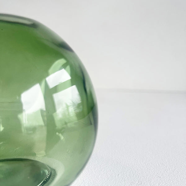 Photoframesandart Green Glass Globe Bud Vases | Set Of 2