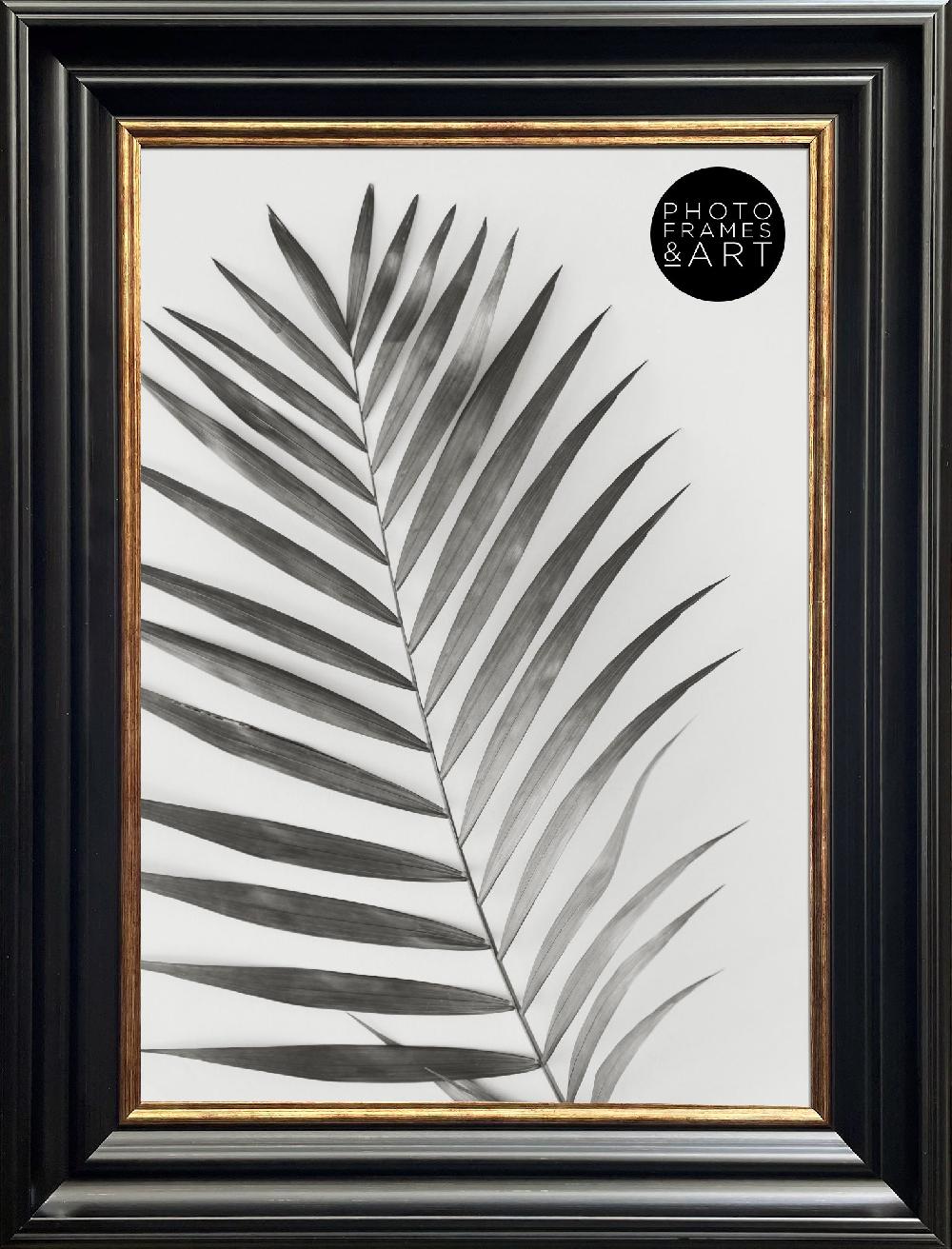 photoframesandart A4 Picture Frame | Vintage Black