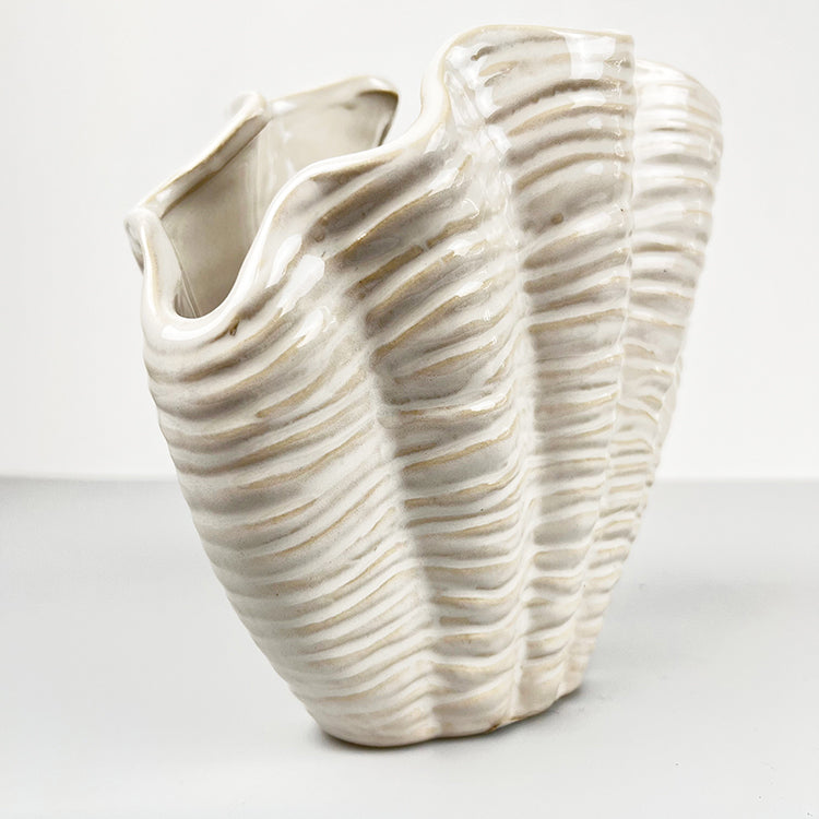 Photoframesandart Ceramic Shell Vase | White