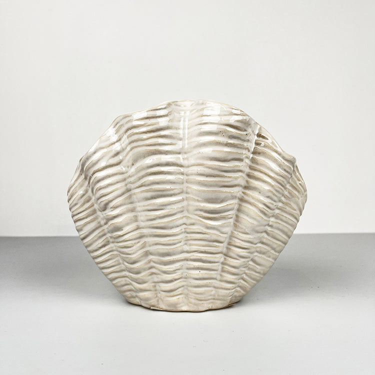 Photoframesandart Ceramic Shell Vase | White