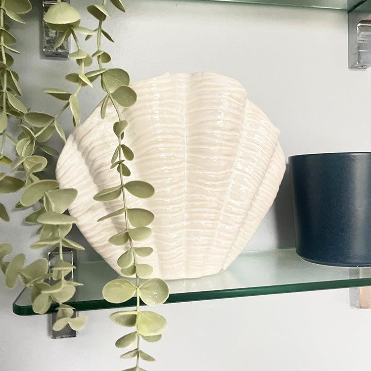 photoframesandart Ceramic Shell Vase | White