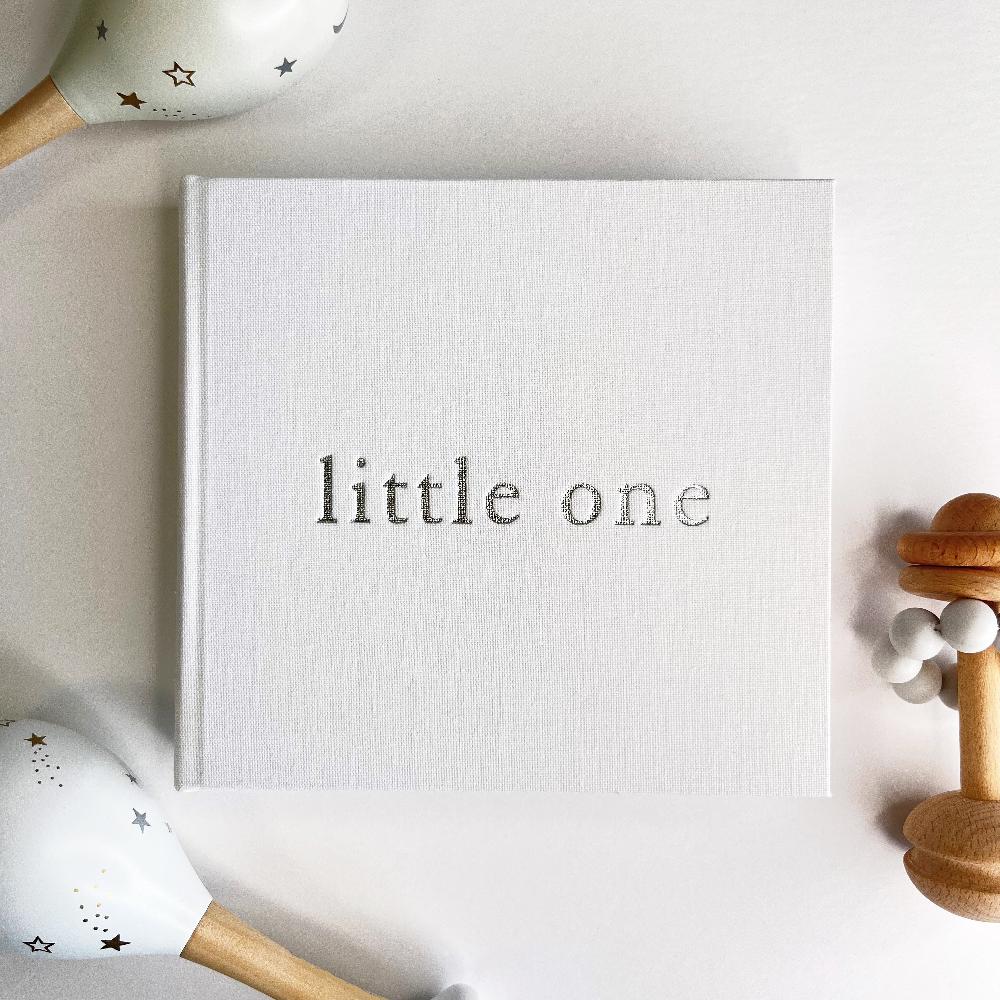 photoframesandart Linen 'Little One' Photo Album