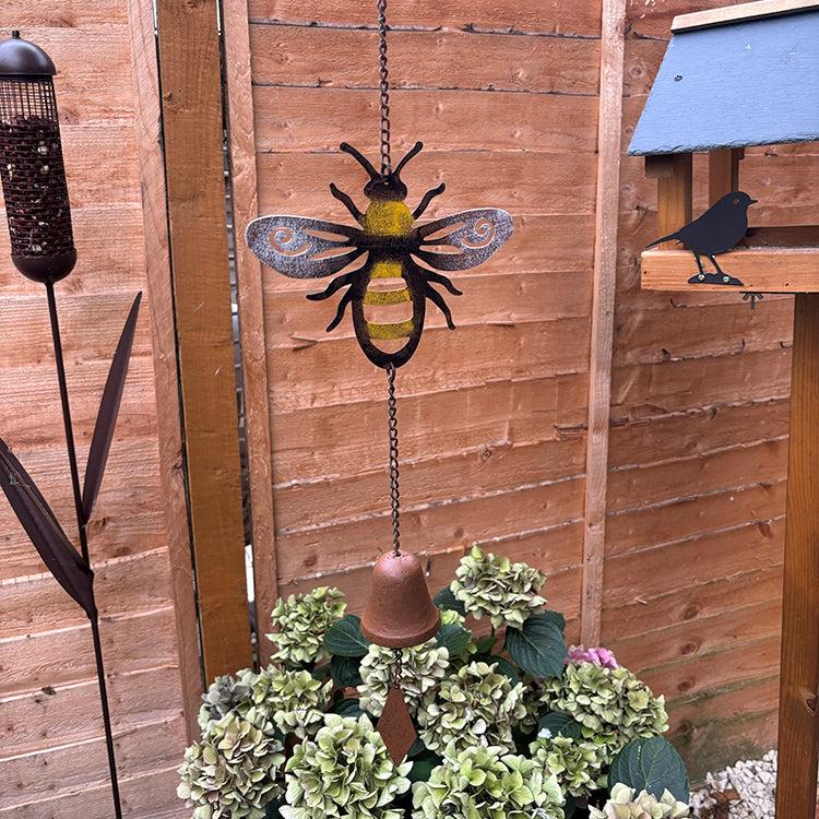 Photoframesandart Metal Bell Garland | Bee